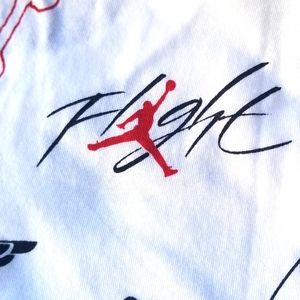 SOLD Nike Air Jordan Boys size SM 8-10 yrs